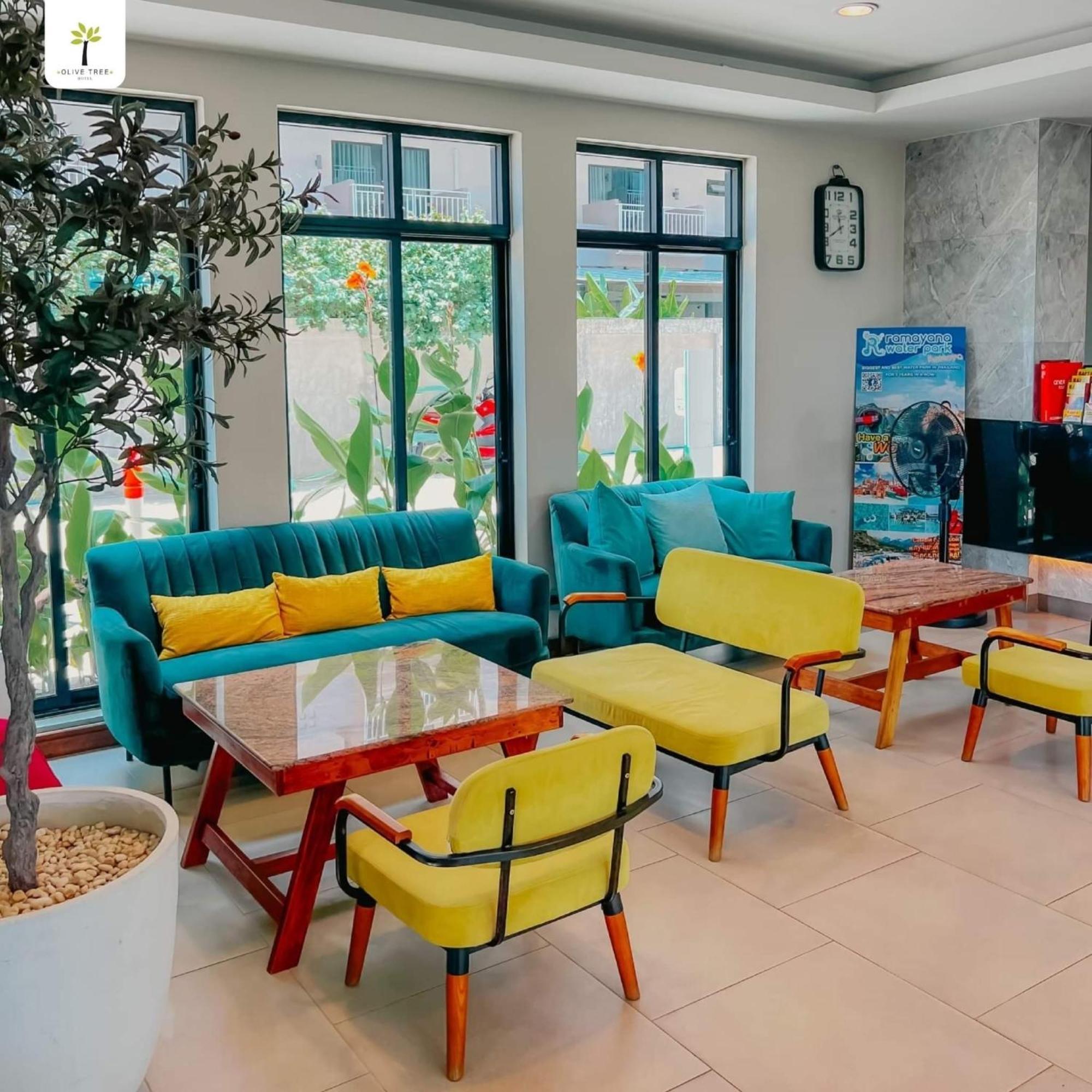 Olive Tree Hotel Pattaya Na Chom Thian Ngoại thất bức ảnh